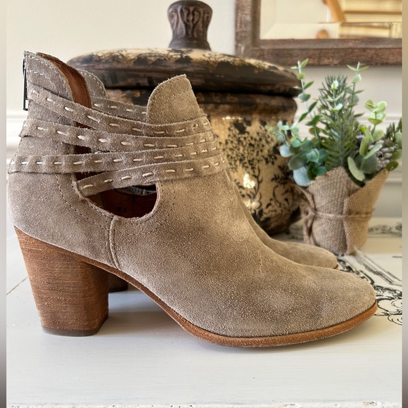 FRYE Naomi Pickstitch Shootie Ankle Boot 8.5 M - Picture 15 of 15